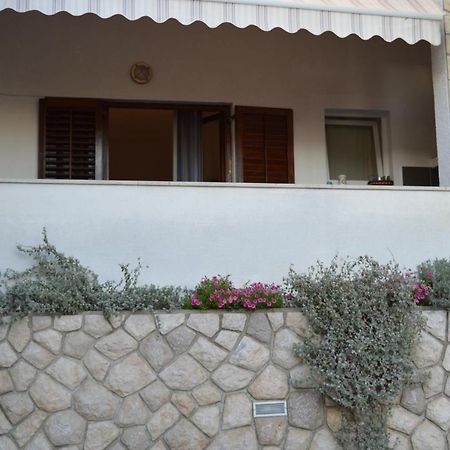Mediterra M تْسْغيكفانِتْسا المظهر الخارجي الصورة